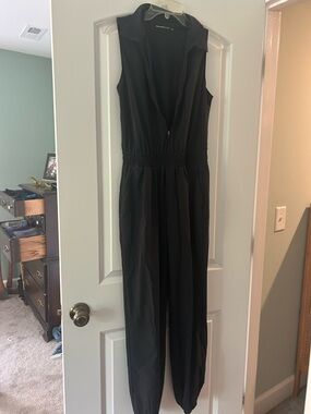 Abercrombie & Fitch Black Sleeveless Jumpsuit